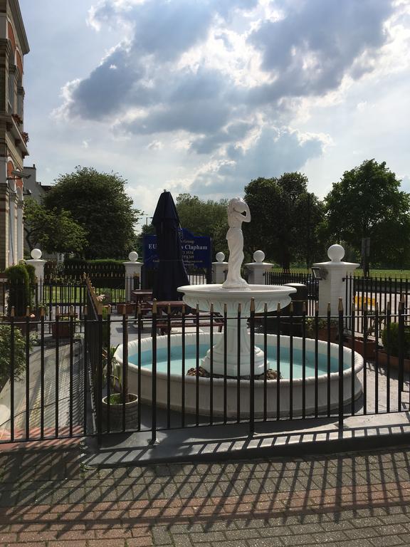 Clapham South Dudley Hotel Londra Exterior foto